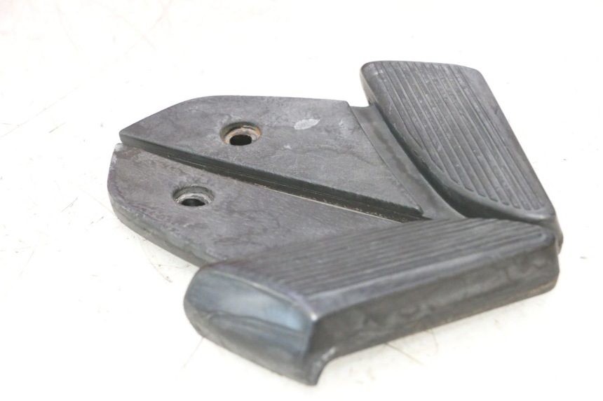 photo de PAIRE CALE PIED ARRIERE PIAGGIO VESPA S 2T 50 (2007 - 2014) - Vue principale