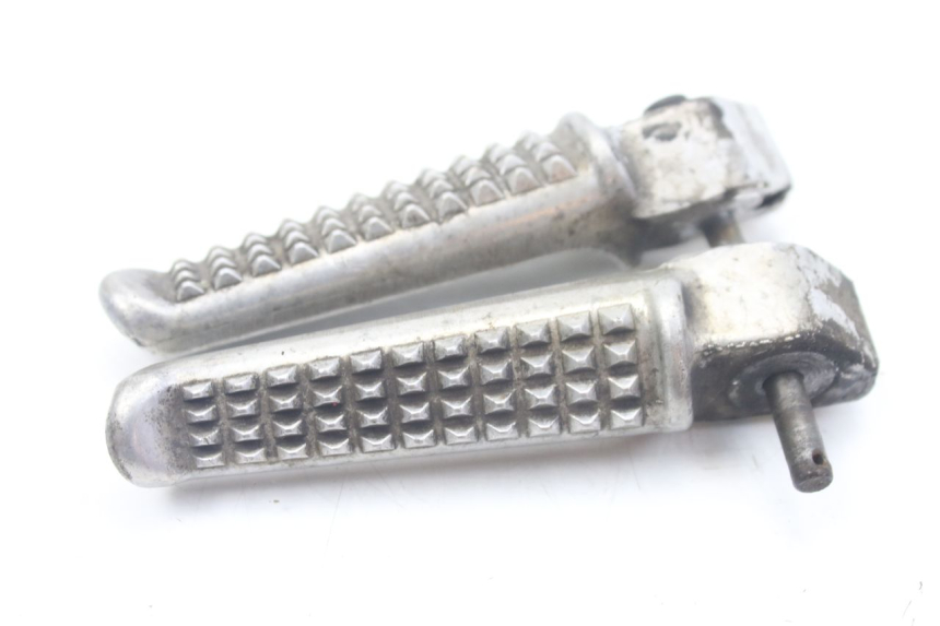 photo de PAIRE CALE PIED ARRIERE HONDA VFR FI RC46 800 (1998 - 2001) - Vue principale