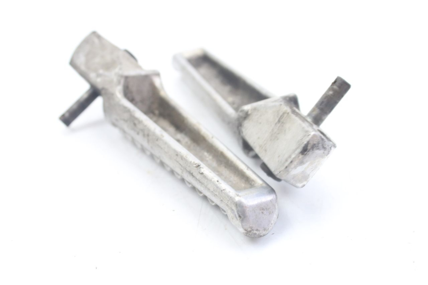 photo de PAIRE CALE PIED ARRIERE HONDA VFR FI RC46 800 (1998 - 2001) - Détail de la pièce