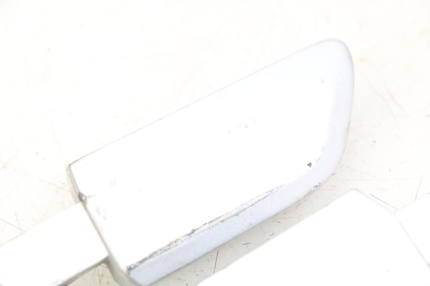 photo de PAIRE CALE PIED ARRIERE YAMAHA X-CITY XCITY 125 (2007 - 2013) - Vue d’ensemble