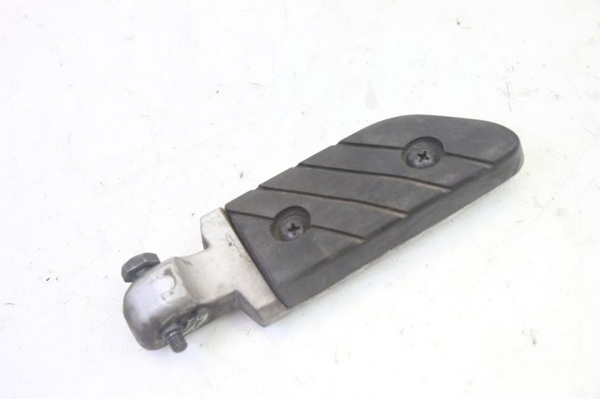 photo de PAIRE CALE PIED ARRIERE YAMAHA X-CITY XCITY 125 (2007 - 2013) - Autre angle de vue