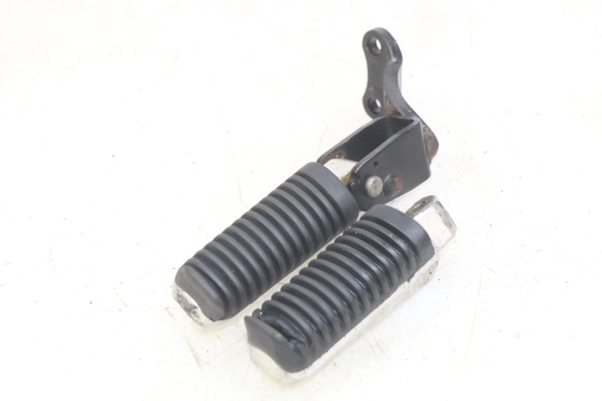 photo de PAIRE CALE PIED ARRIERE YAMAHA X-MAX XMAX 250 (2006 - 2009) - Vue principale