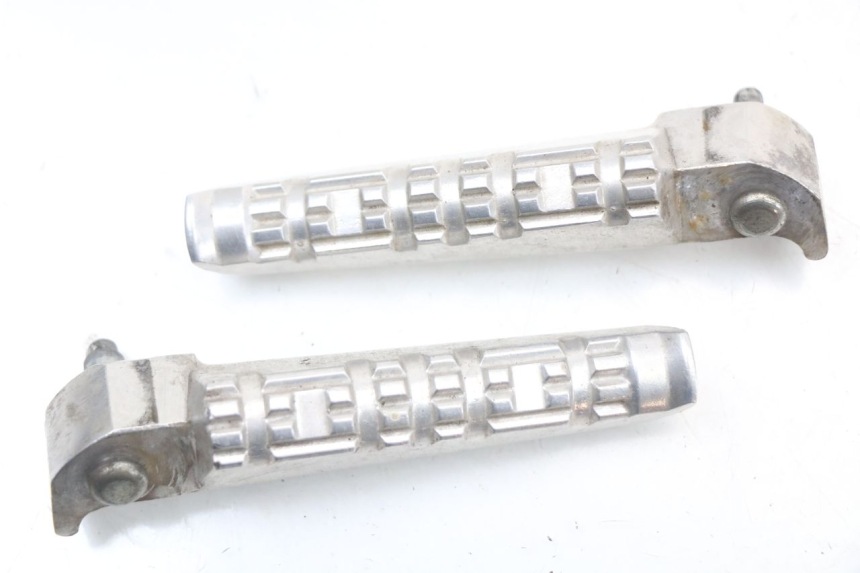 photo de PAIRE CALE PIED ARRIERE YAMAHA X-MAX XMAX 125 (2010 - 2013) - Détail de la pièce