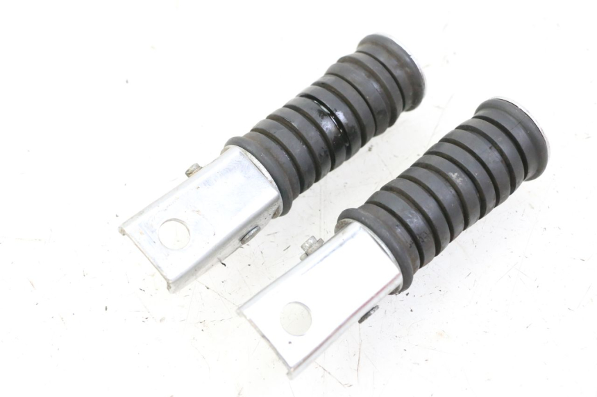 photo de PAIRE CALE PIED ARRIERE YAMAHA XV VIRAGO 535 (1988 - 2004) - Autre angle de vue