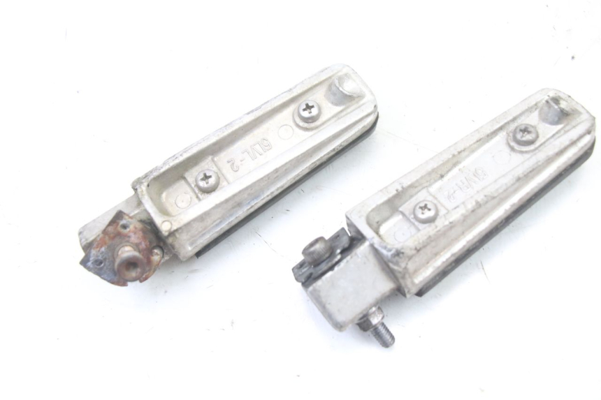 photo de PAIRE CALE PIED ARRIERE YAMAHA FZ6 FAZER S2 600 (2007 - 2011) - État de surface