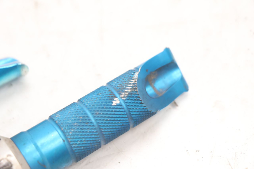 photo de PAIRE CALE PIED ARRIERE KAWASAKI ZX-6R ZX6R 600 (1995 - 1997) - Vue d’ensemble