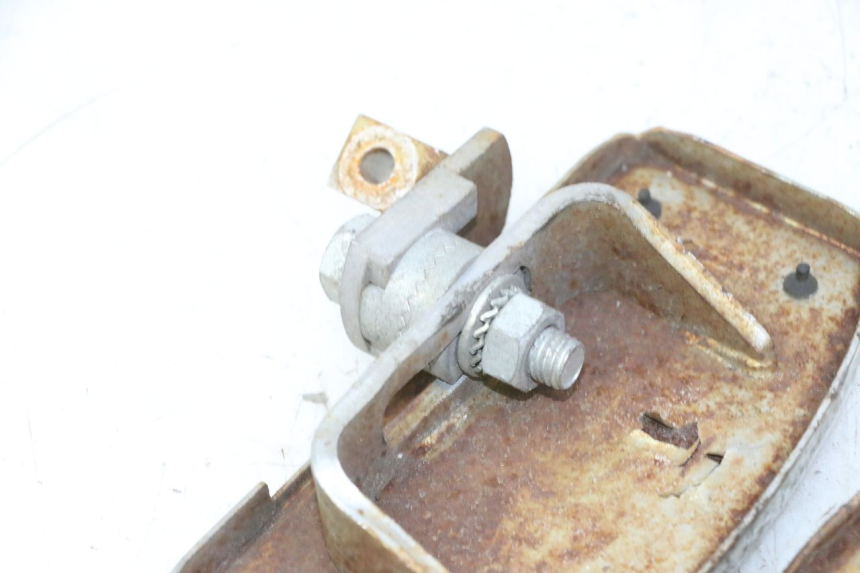 photo de PAIRE CALE PIED AVANT HYOSUNG GV AQUILA 125 (2000 - 2009) - Vue d’ensemble