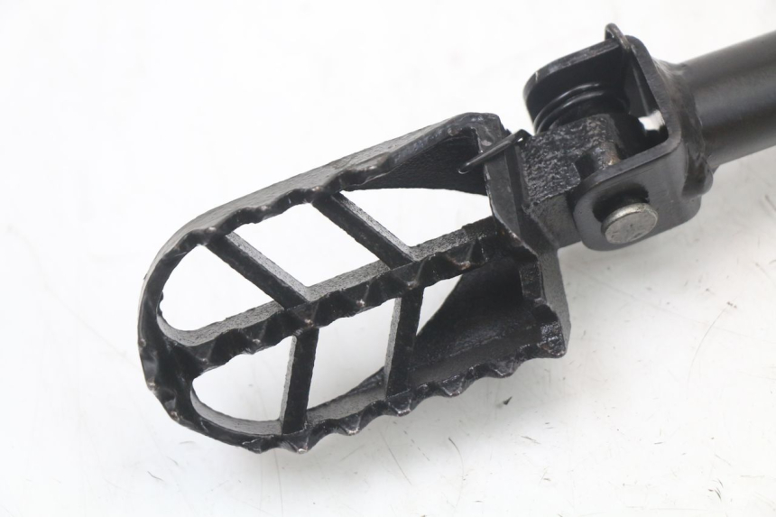 photo de PAIRE CALE PIED AVANT RSR DIRT BIKE 150 - Autre angle de vue