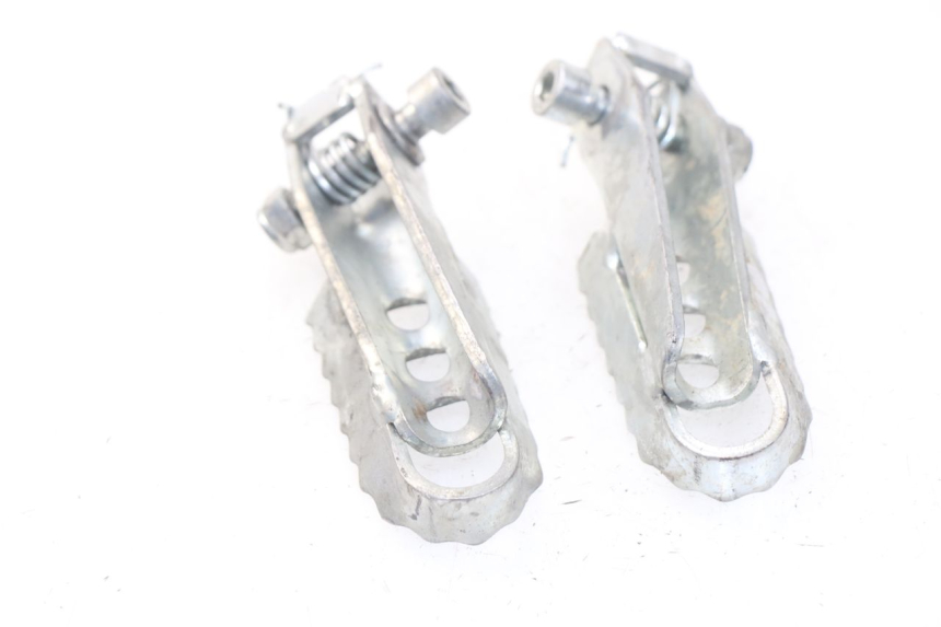 photo de PAIRE CALE PIED AVANT DERBI DIRT BOY 4T 50 - Détail de la pièce