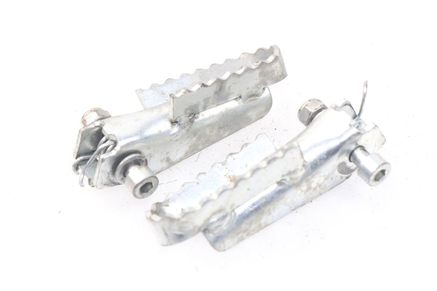 photo de PAIRE CALE PIED AVANT DERBI DIRT BOY 4T 50 - Zoom état d’usage