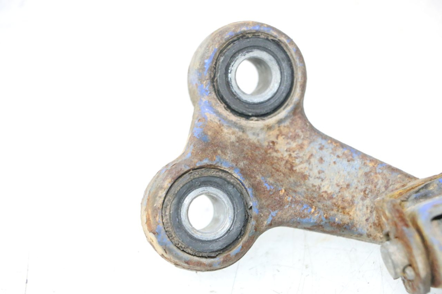 photo de PAIRE CALE PIED AVANT SUZUKI DR S 600 (1985 - 1989) - État de surface