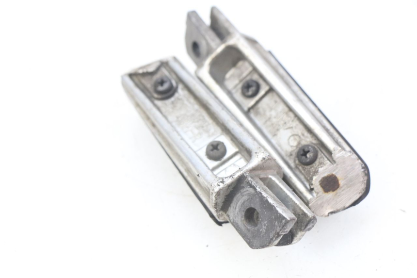 photo de PAIRE CALE PIED AVANT YAMAHA FJR ABS 1300 (2016 - 2020) - Détail de la pièce