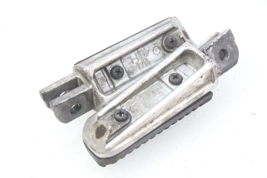 photo de PAIRE CALE PIED AVANT YAMAHA FJR ABS 1300 (2016 - 2020) - Zoom état d’usage