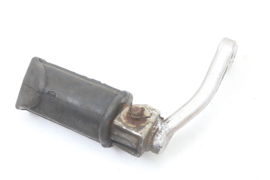 photo de PAIRE CALE PIED AVANT SUZUKI GN 125 (1997 - 2000) - État de surface