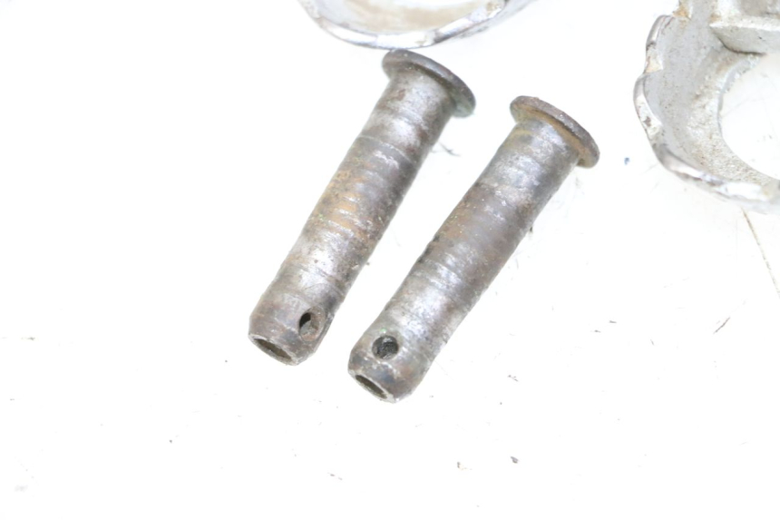 photo de PAIRE CALE PIED AVANT KAWASAKI KX 65 (2000 - 2019) - Pièce contrôlée