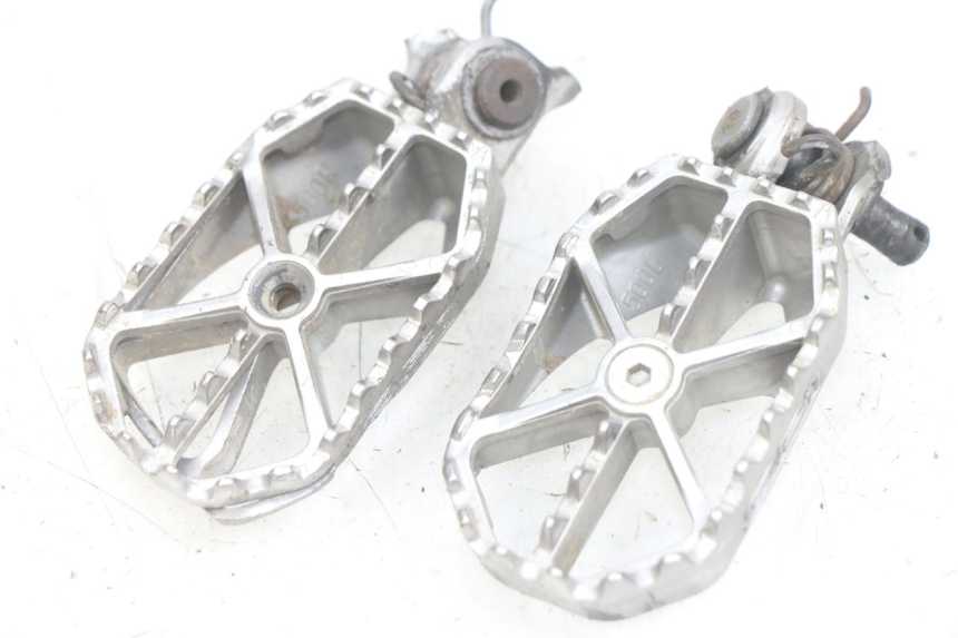 photo de PAIRE CALE PIED AVANT KAWASAKI KXF KX-F 250 (2012 - 2014) - Vue principale