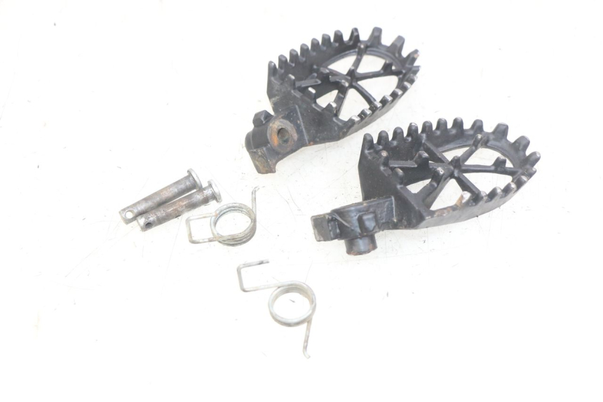 photo de PAIRE CALE PIED AVANT APOLLO RFZ 150 - Autre angle de vue