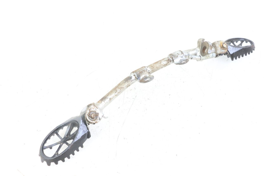 photo de PAIRE CALE PIED AVANT APOLLO RFZ 125 - Autre angle de vue