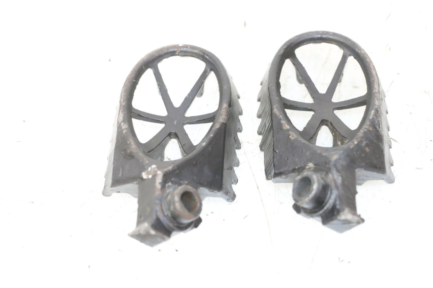 photo de PAIRE CALE PIED AVANT APOLLO RFZ 125 - Détail de la pièce