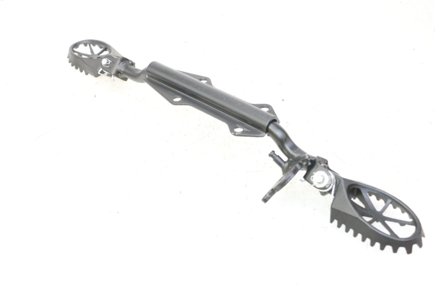 photo de PAIRE CALE PIED AVANT APOLLO RFZ 125 - Zoom état d’usage