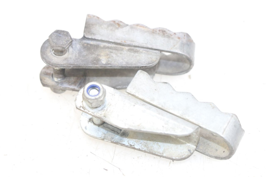 photo de PAIRE CALE PIED AVANT GILERA RK 50 (1996 - 1999) - Zoom état d’usage