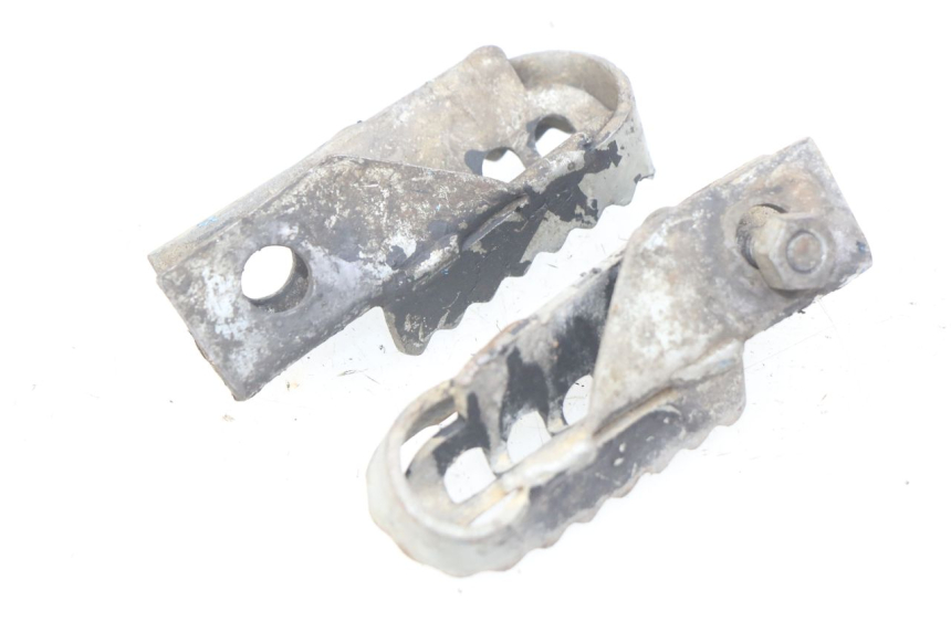 photo de PAIRE CALE PIED AVANT DERBI SENDA 50 (2003 - 2005) - Détail de la pièce