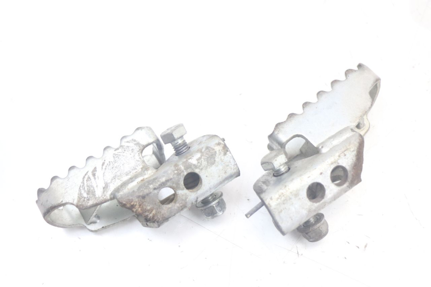 photo de PAIRE CALE PIED AVANT SHERCO SM-R 50 (2013 - 2017) - Zoom état d’usage