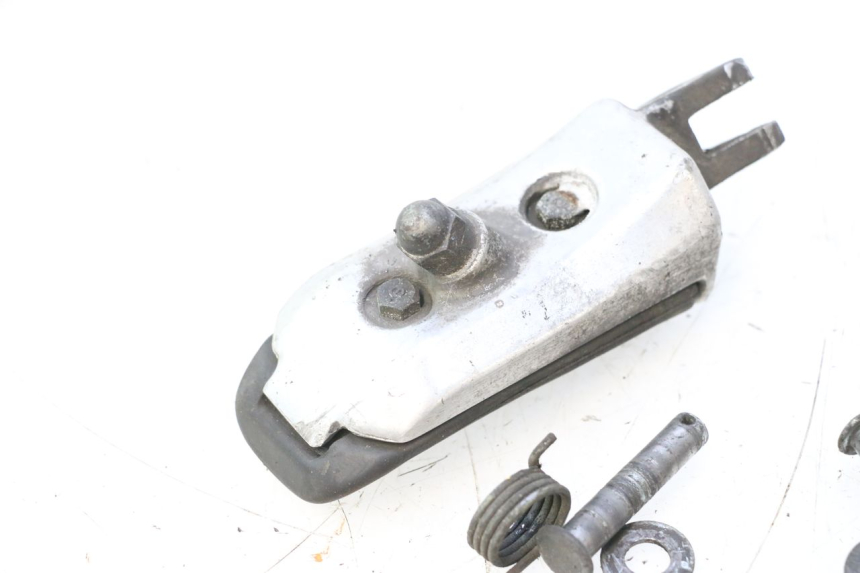 photo de PAIRE CALE PIED AVANT HONDA ST PAN EUROPEAN 1100 (1990 - 2002) - État de surface