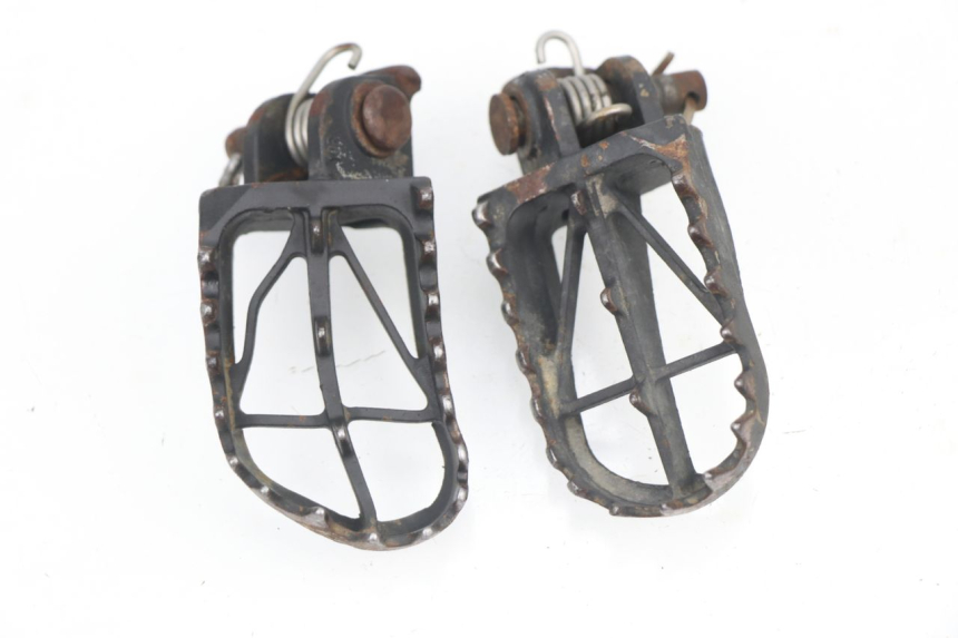 photo de PAIRE CALE PIED AVANT KTM SX 65 (2009 - 2015) - Détail de la pièce