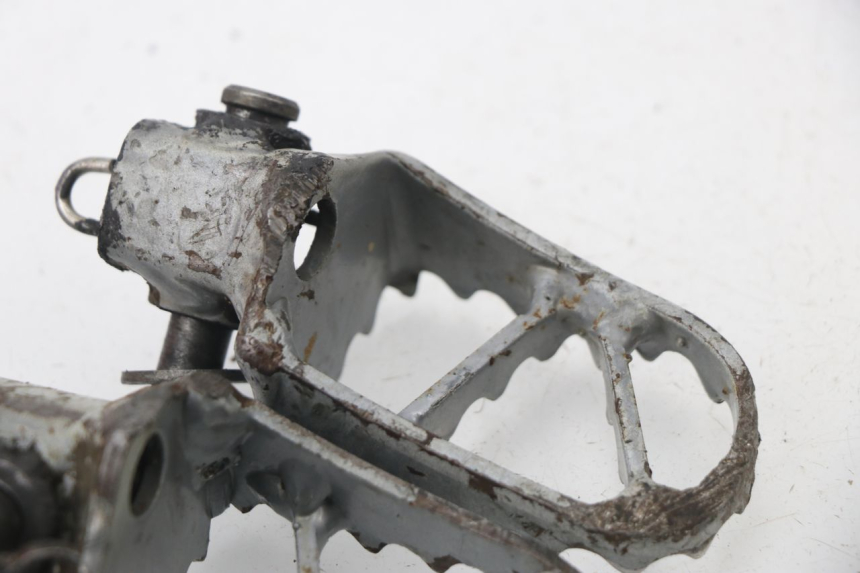 photo de PAIRE CALE PIED AVANT KTM SX 65 (2003 - 2008) - Autre angle de vue