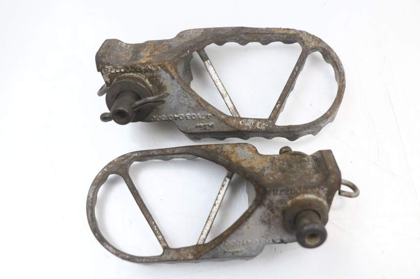 photo de PAIRE CALE PIED AVANT KTM SX 85 (2013 - 2017) - Autre angle de vue