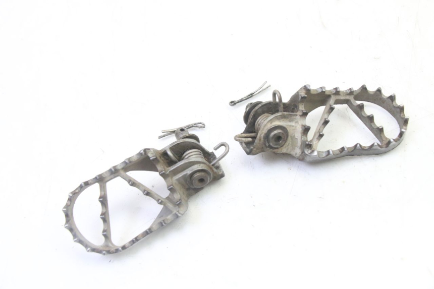 photo de PAIRE CALE PIED AVANT KTM SX 85 (2013 - 2017) - Vue principale