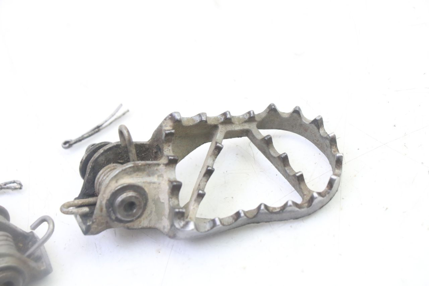 photo de PAIRE CALE PIED AVANT KTM SX 85 (2013 - 2017) - Zoom état d’usage
