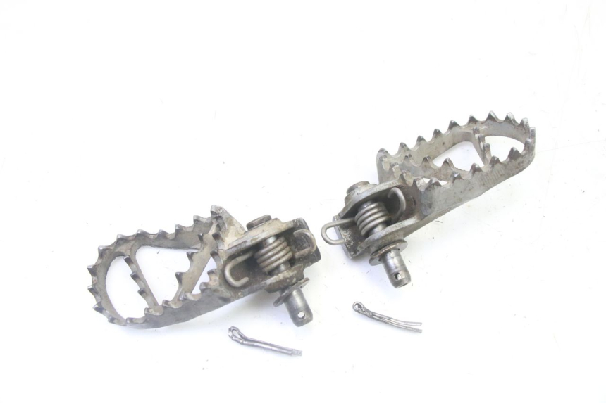 photo de PAIRE CALE PIED AVANT KTM SX 85 (2013 - 2017) - Autre angle de vue