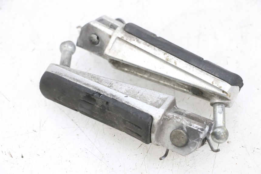 photo de PAIRE CALE PIED AVANT YAMAHA TDM ABS 900 (2002 - 2014) - Vue principale