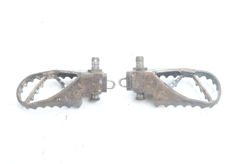 photo de PAIRE CALE PIED AVANT HUSABERG TE 250 (2011 - 2014) - Marquages et références