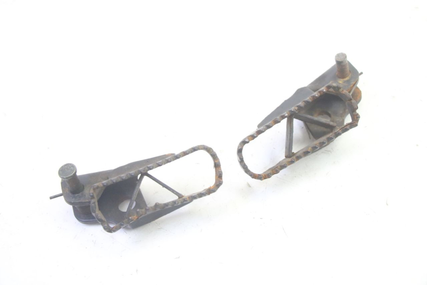 photo de PAIRE CALE PIED AVANT KSR TR SM 50 (2015 - 2018) - Gros plan technique