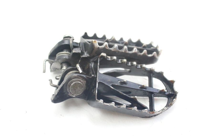 photo de PAIRE CALE PIED AVANT MBK X-LIMIT XLIMIT 50 (2003 - 2006) - Vue d’ensemble