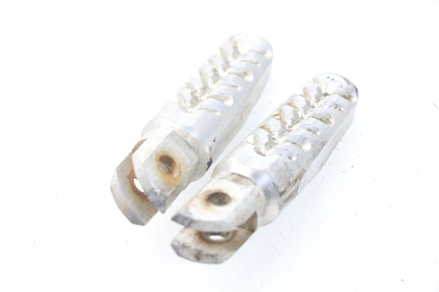 photo de PAIRE CALE PIED AVANT YAMAHA XJ600 XJ DIVERSION 600 (1992 - 1997) - Zoom état d’usage