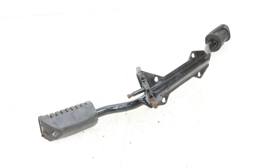 photo de PAIRE CALE PIED AVANT SYM XS 125 (2007 - 2016) - Gros plan technique