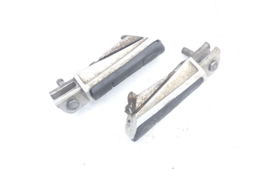 photo de PAIRE CALE PIED AVANT YAMAHA FJR ABS 1300 (2006 - 2012) - Zoom état d’usage