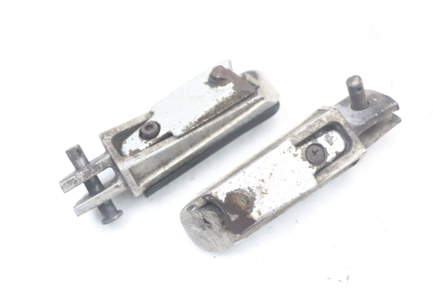 photo de PAIRE CALE PIED AVANT YAMAHA FJR ABS 1300 (2006 - 2012) - Autre angle de vue