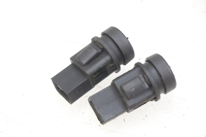 photo de PAIRE COMMODOS PIAGGIO LIBERTY IGET 4T 50 (2015 - 2020) - Détail de la pièce