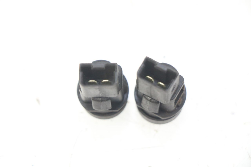 photo de PAIRE COMMODOS PIAGGIO LIBERTY IGET 4T 50 (2015 - 2020) - Zoom état d’usage