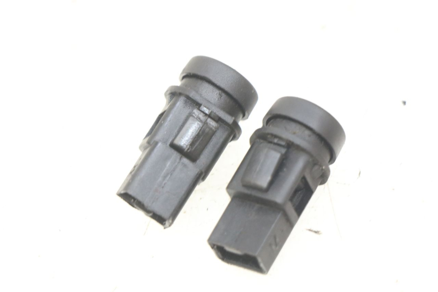 photo de PAIRE COMMODOS PIAGGIO LIBERTY IGET S 125 (2016 - 2020) - Détail de la pièce