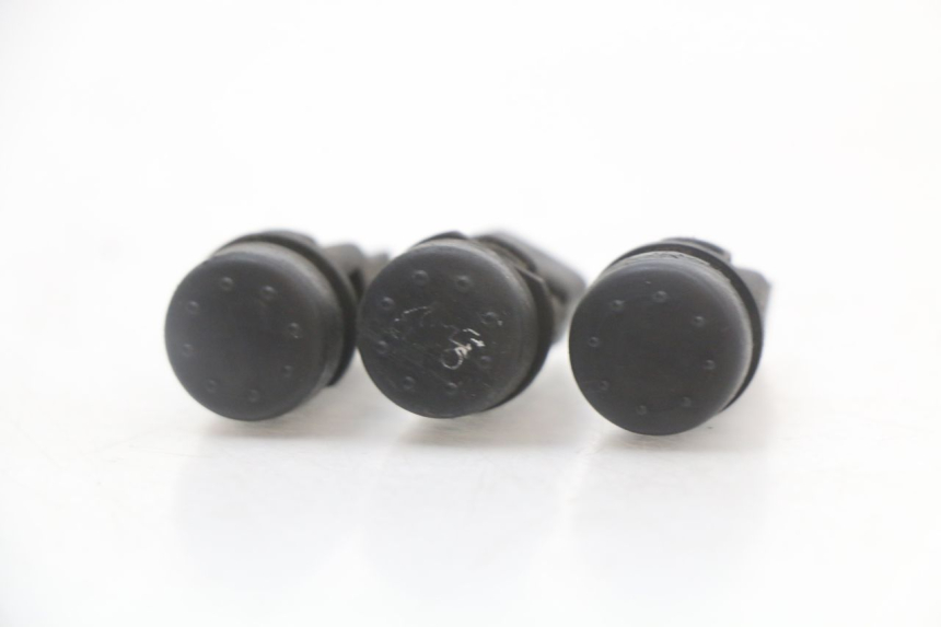 photo de PAIRE COMMODOS PIAGGIO X8 125 (2004 - 2007) - Zoom état d’usage