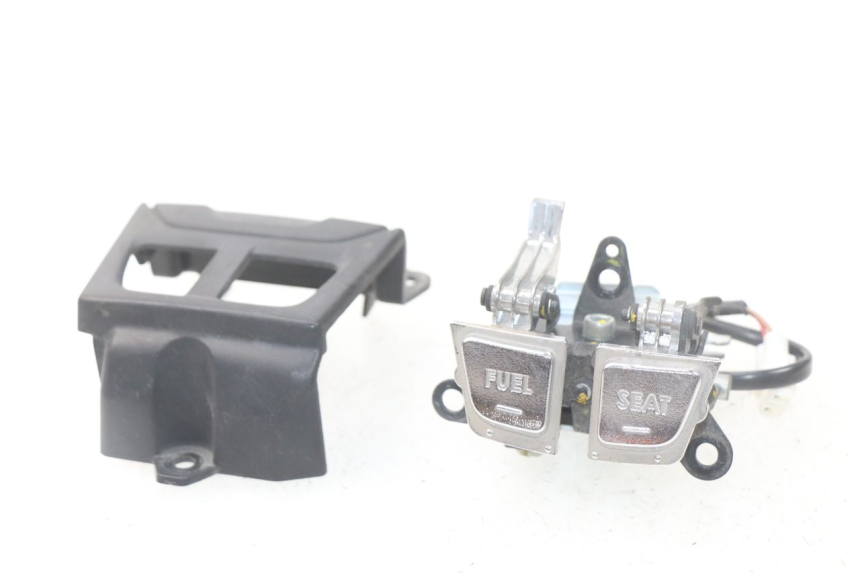 photo de PAIRE COMMODOS YAMAHA YP T-MAX TMAX 530 (2017 - 2020) - Vue principale