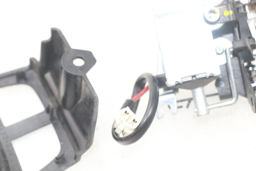 photo de PAIRE COMMODOS YAMAHA YP T-MAX TMAX 530 (2017 - 2020) - Zoom état d’usage