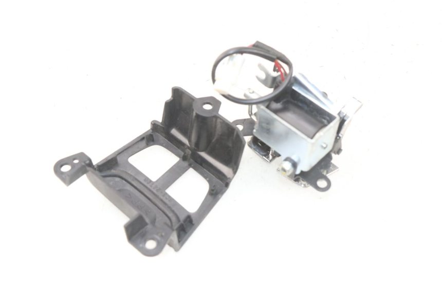 photo de PAIRE COMMODOS YAMAHA YP T-MAX TMAX 530 (2017 - 2020) - Autre angle de vue