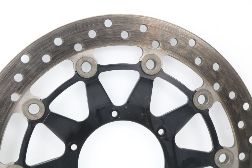 photo de PAIRE DISQUES FREIN AVANT HONDA CBR RR FIREBLADE 1000 (2006 - 2007) - Vue rapprochée